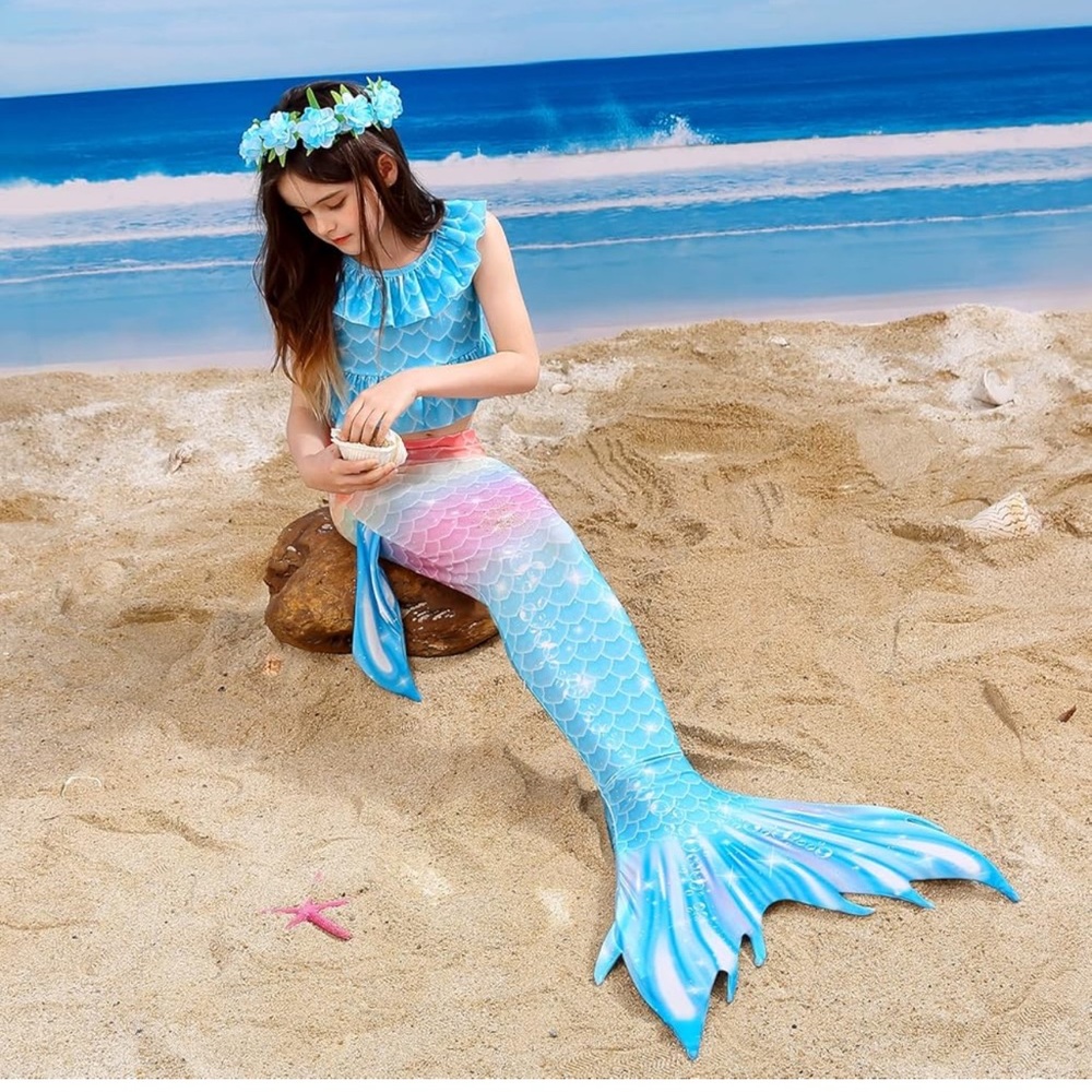 Ghnatygren Mermaid tail Girls size 14 Girls party costume swim suit cover up.